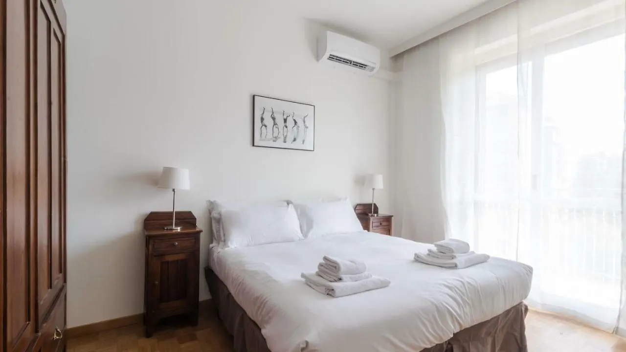 Italianway - Montecatini 15 Apartman Milánó Olaszország